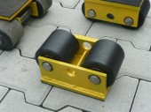 Carrelli rulli da trasporto sollevatori attrezzature linee tecnologiche Italia - 1